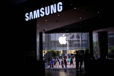 Samsung удалила высмеивающие iPhone посты в соцсетях