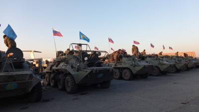 Российские миротворцы развернули в Нагорном Карабахе полевой автопарк