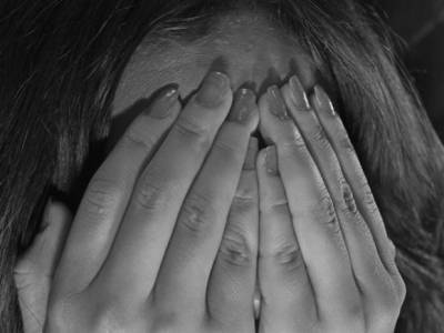 Жительница Югры обвинила знакомого в изнасиловании из-за отказа купить ей еду
