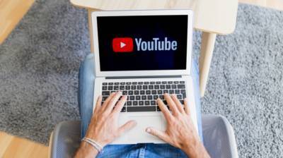 Роскомнадзор назвал YouTube лидером по фейковым новостям в 2020