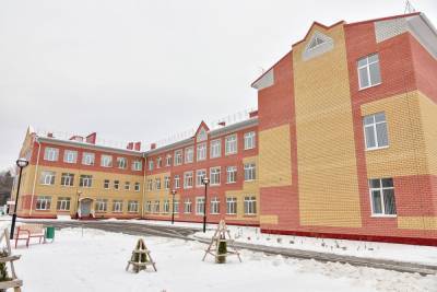 Глава Марий Эл открыл новый школьный корпус в Волжске