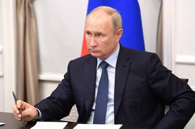 В России принят закон о пожизненном сенаторстве экс-президента