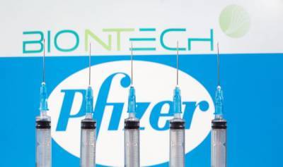 Наконец "правильная" вакцина? ЕС дал "зеленый свет" Pfizer и BioNTech