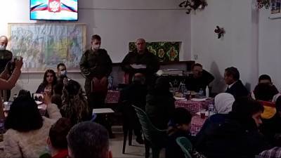 Военные РФ наградили сирийцев за успехи в изучении русского языка