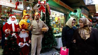 Грустный праздник: Турция запретила новогодние мероприятия в отелях