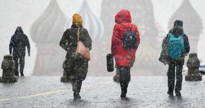 Москвичей предупредили о сильном снегопаде в конце недели