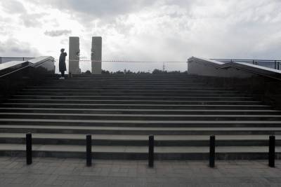 В Челябинске включили в охранную зону городского бора участок около памятника Курчатову