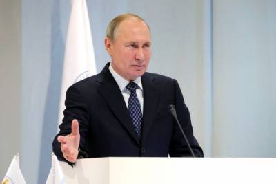 Путин подписал закон о порядке назначения временной УК