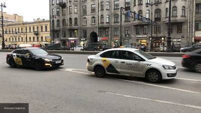 Автоюрист о ДТП с мигрантами: россияне за такие копейки в такси работать не будут