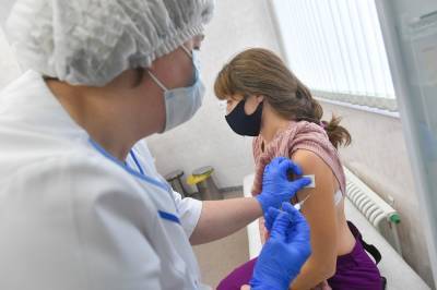 Вторая российская вакцина прошла первый этап испытаний