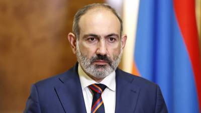 Участники протестов в Ереване требуют отставки Пашиняна