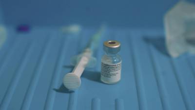 Польша может передать излишки вакцины от COVID-19 Украине, если такие будут