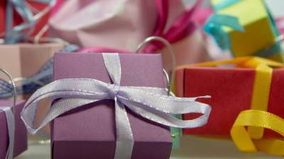 ВЦИОМ назвал самые желанные новогодние подарки россиян