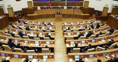 Депутаты Госдумы и сенаторы лишатся своих полномочий из-за двойного гражданства