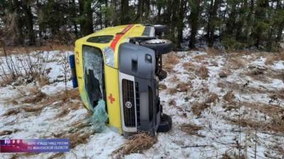 В Ивановской области опрокинулась «скорая помощь»