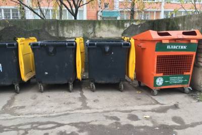 В Смоленской области осваивают навык выбрасывать пластик отдельно от другого мусора
