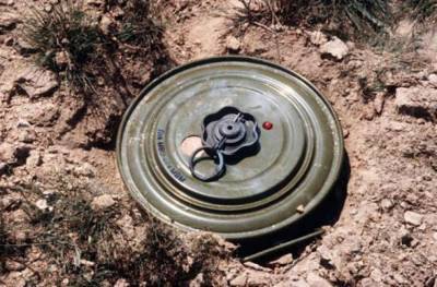 В Карабахе на минах подорвались 12 азербайджанцев