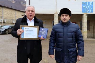 Магомед Курбанов поздравил работников энергосетей Табасаранского района с профессиональным праздником