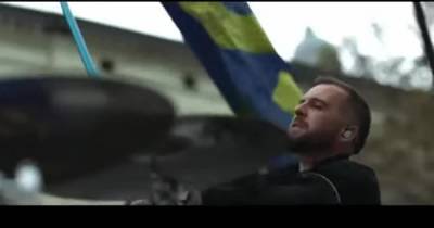 Группа "БEZ ОБМЕЖЕНЬ" представил эмоциональный клип на новую патриотическую песню