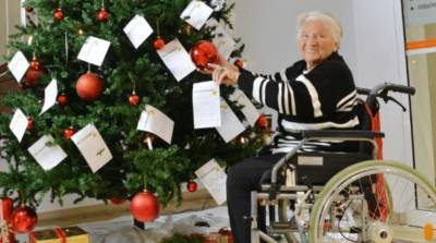 Что одинокие пенсионеры из домов престарелых мечтают получить на Рождество