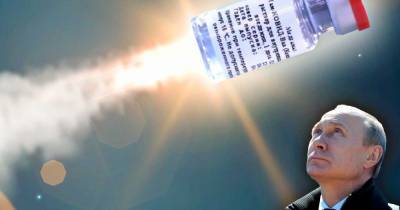 В космос — срезая углы. Что мы знаем о российской вакцине "Спутник V", и можно ли ей доверять?