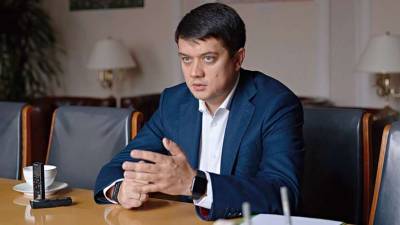 Разумков затаил обиду на Шмыгаля за назначение Витренко главой Минэнерго