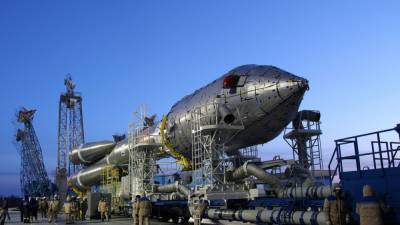Рогозин рассказал, когда ракету-носитель "Союз" вывезут на космодром Куру