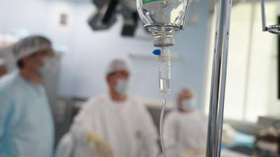 Врачи в Приморье спасли пациента с обломками иглы в сердце