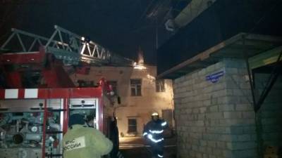 За ночь в Астрахани потушили два крупных пожара