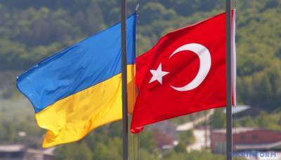 Турция и Украина готовятся к новой войне с Россией, в Киеве замечен генерал турецких ВВС. ФОТО