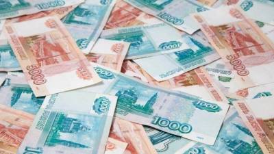 Аналитик рассказал, на какую валюту лучше менять рубли к новому году