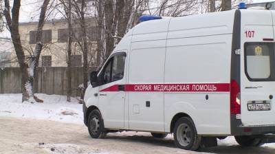 В Воронежской области грузовик влетел в автопоезд: пострадали оба водителя