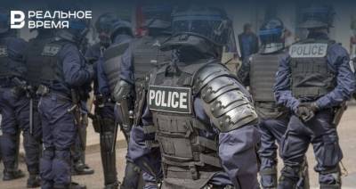 Во Франции в результате нападения погибли три жандарма