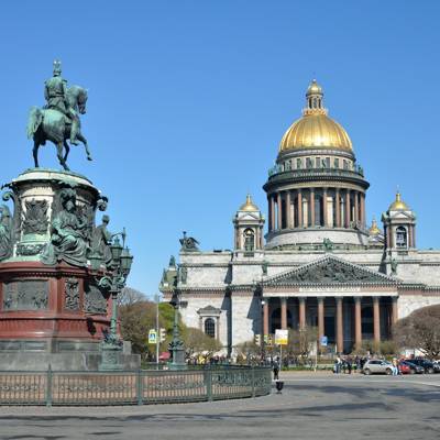 Москва и Петербург возглавили рейтинг самых популярных направлений у россиян