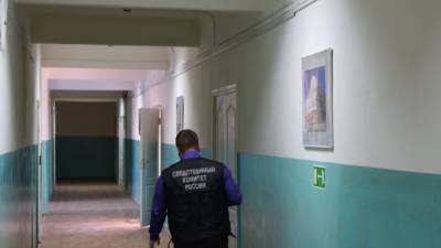 Труп мужчины с пробитой головой найден в подсобке Театра эстрады в Москве