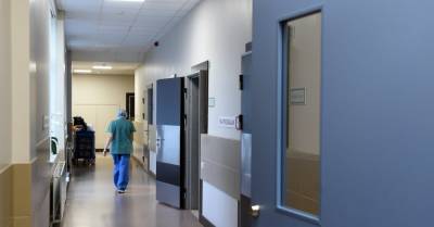 Опрос: не все работники больниц готовы прививаться от Covid-19