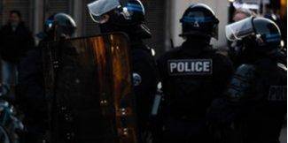 Во Франции мужчина застрелил троих полицейских, еще один ранен