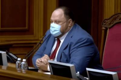 Стефанчук предложил запретить рекламу возле дорог и внес законопроект в Раду