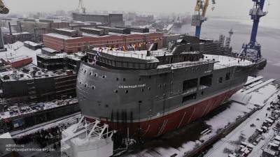 Капитан ледокола "50 лет Победы" объяснил несуразную внешность судна "Северный полюс"