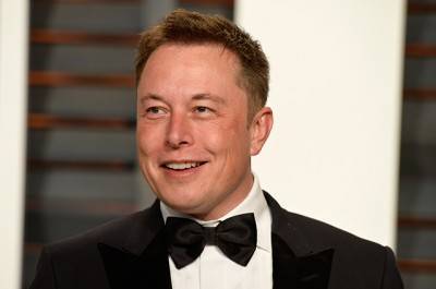 Илон Маск «в самые темные дни» предлагал Тиму Куку купить Tesla за 60 миллиардов долларов, но тот отказался