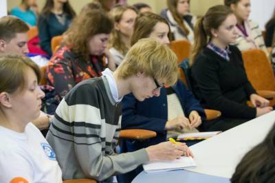 В России молодежью теперь будут считаться люди до 35 лет