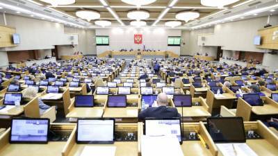 Госдума одобрила повышение возраста молодежи в России