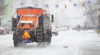 Непогода в Киеве: на дорогах пробки