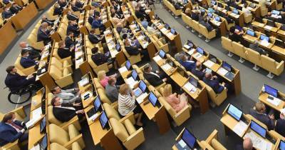 В Госдуме приняли закон о лишении свободы за клевету в интернете
