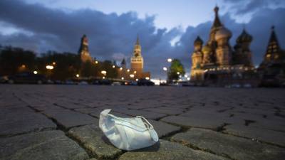 Кремль: 1 января коронавирус никуда не исчезнет, но мы знаем, как с ним бороться