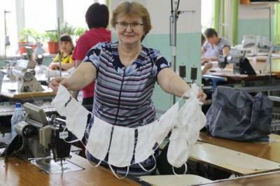 В России запустят производство самоочищающихся тканей для масок и костюмов