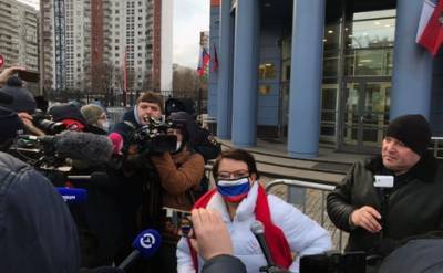 Тверской суд Москвы через полчаса должен начать заседание, в ходе которого будет оглашен приговор Юлии Галяминой