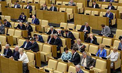 Депутаты от «Единой России» приняли законопроекты, которые позволяют блокировать в интернете «все, что угодно»