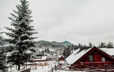 Популярные курорты на уикенд: провести зимний отпуск в Карпатах станет проще
