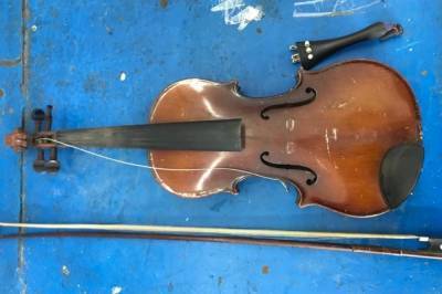 Болгарин пытался вывезти из Украины скрипку Stradivarius, которой более 300 лет